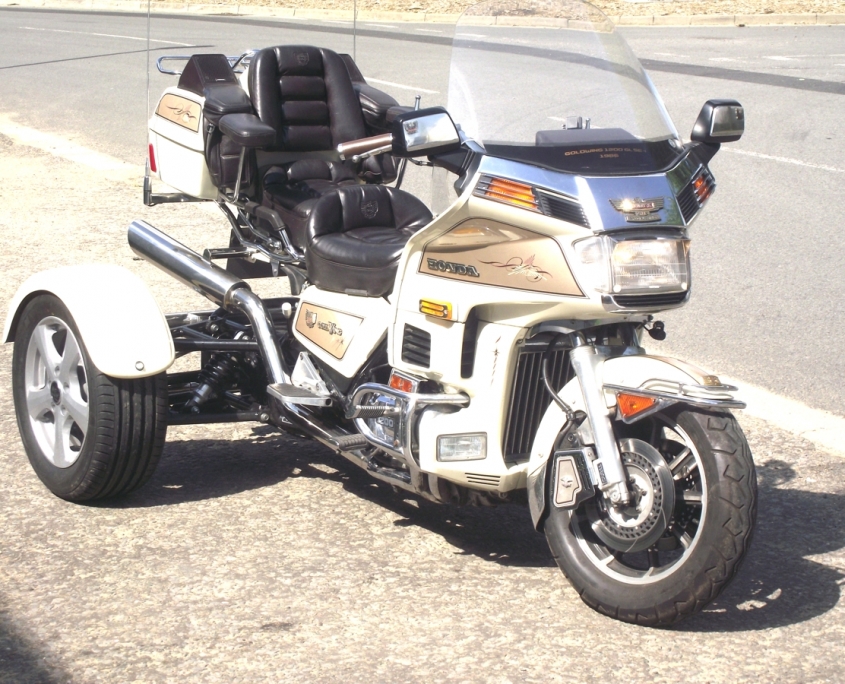 Casarva Honda GL1200 Aspencade IRS trike with open back