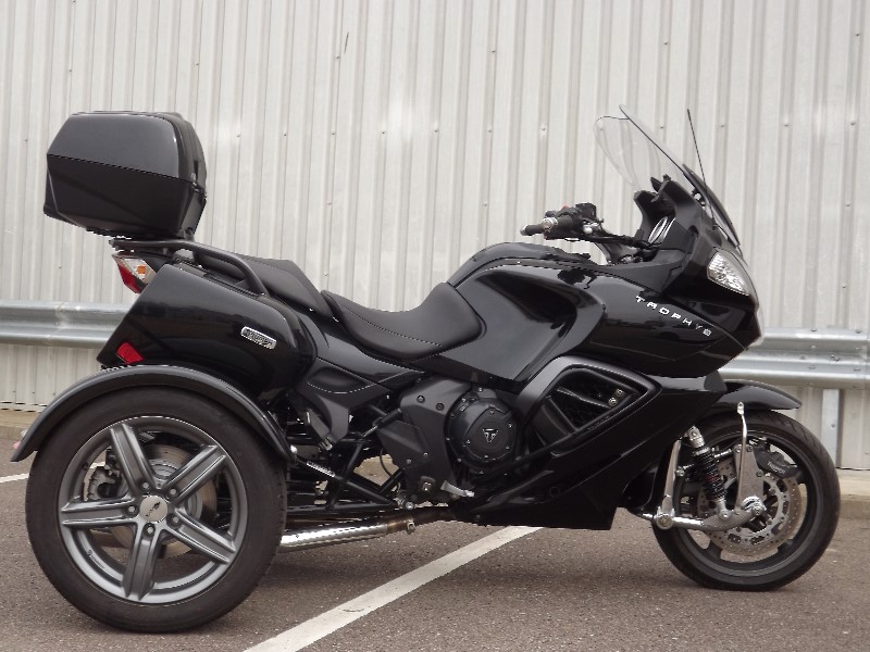 Trike For Sale: Casarva Triumph Trophy 1220 SE shaft drive trike with reverse and leading link forks