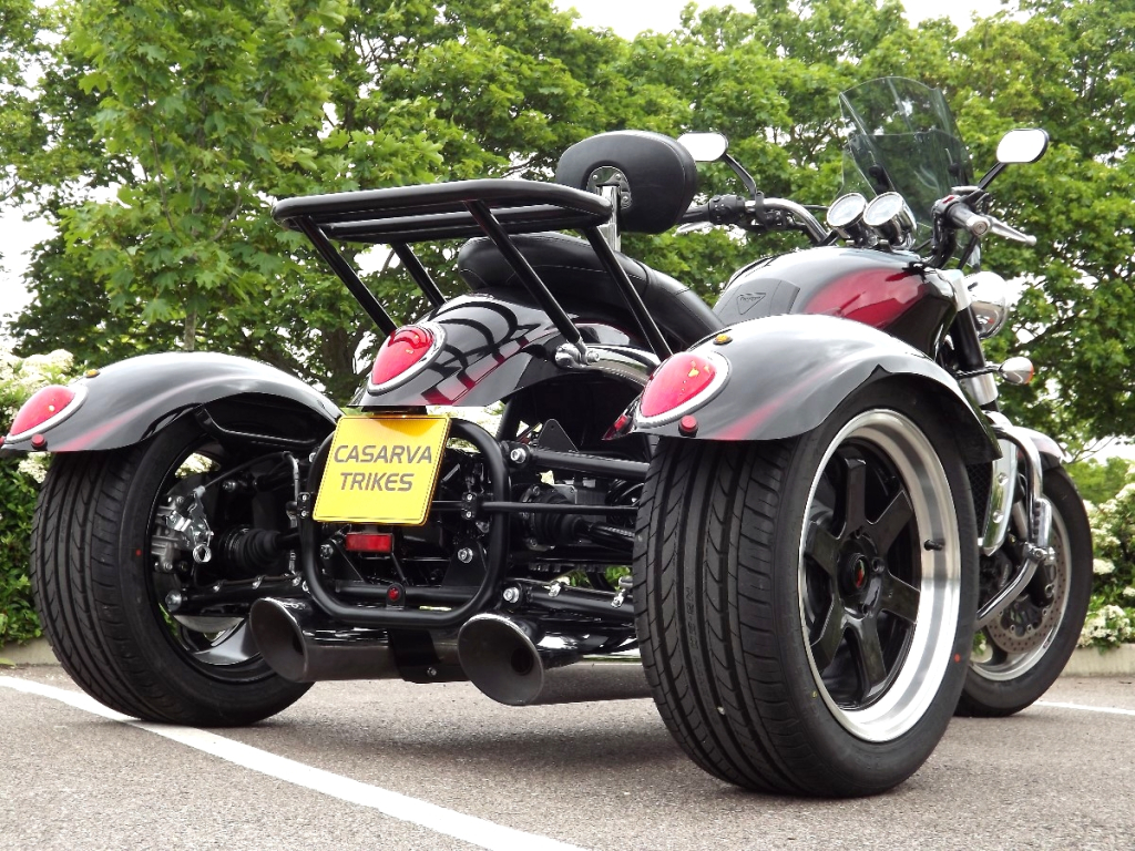 Casarva Triumph Rocket 111 Trike with reverse gearbox, raked front forks, Casarva custom rack and Casarva stainless rerouted twin exhausts. #casarva