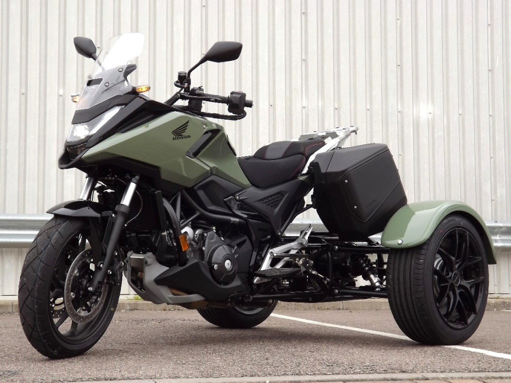 Casarva Honda NC750X DCT trike with reverse and throttle moved to left with left hand rear brake lever