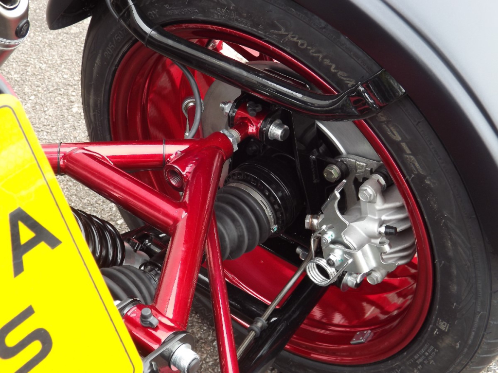Casarva Kawasaki Ninja 500 IRS chain drive trike with reverse gearbox