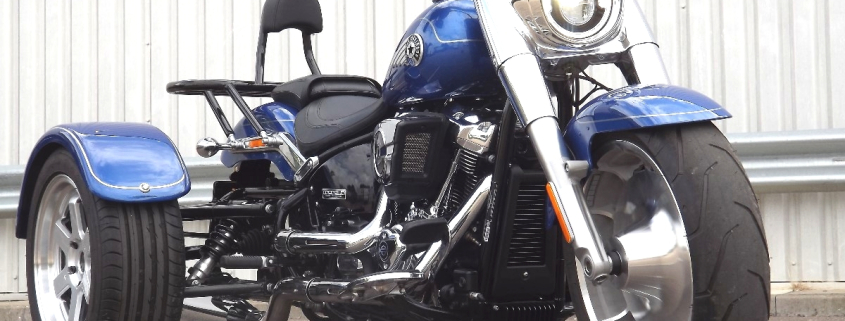 Casarva Harley Davidson FLFB Fat Boy 117 engine trike with reverse, dual exhaust and custom rack with sissy bar