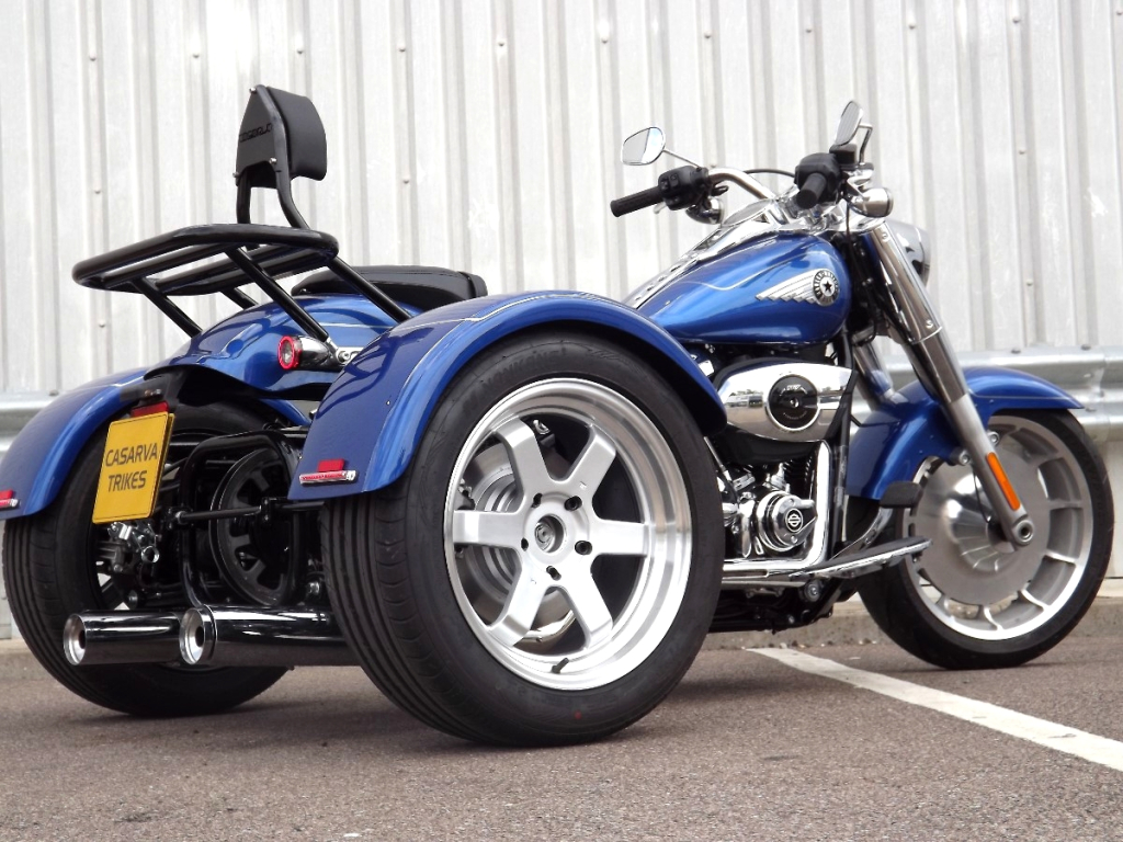 Casarva Harley Davidson FLFB Fat Boy 117 engine trike with reverse, dual exhaust and custom rack with sissy bar