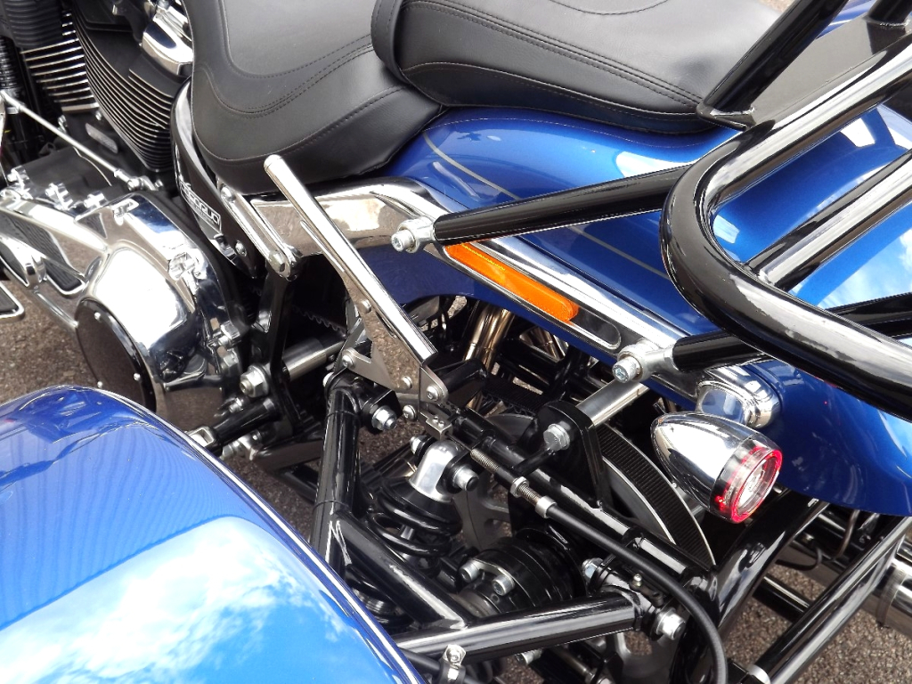 Casarva Harley Davidson FLFB Fat Boy 117 engine trike with reverse, dual exhaust and custom rack with sissy bar